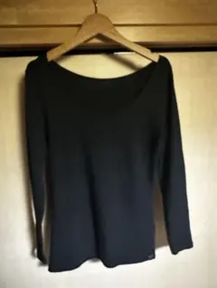 最安値美品送料無料UNIQLOHEATTECHEXTRA WARMブラック長袖M