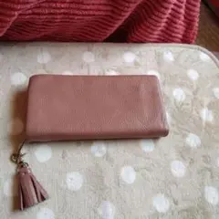 ピンク レザー 長財布 タッセル付き