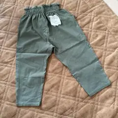 Tiny Makor カジュアルグリーンパンツ