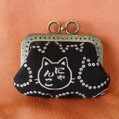 猫デザインのがま口