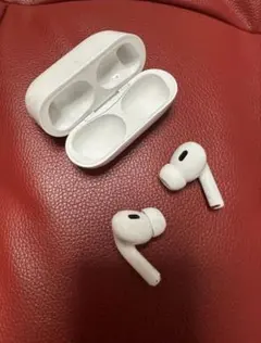 AirPods Pro 2nd gen Lightningのサムネイル