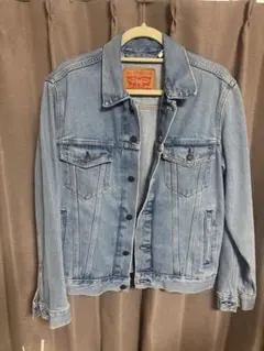 リーバイス　デニムジャケットのサムネイル