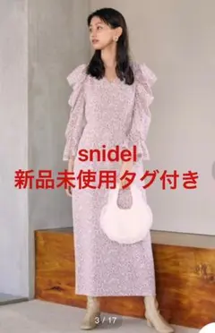 【新品未使用タグ付き】snidel パフスリーブプリントIラインワンピース