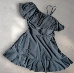 【新品タグ付】水着 ワンピース オフショル フリル 黒 XL 体型カバー