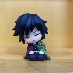 鬼滅の刃　カプセルトイ　肩ズン　冨岡義勇