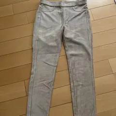 ユニクロ　スキニーパンツ　コーデュロイ　コールテン　ベージュ　レディース