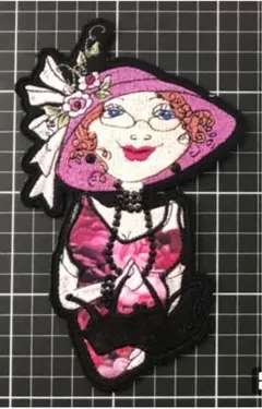 ロラライハリス　刺しゅう　ロラ　X'mas　ワッペン　特価！Beeレディ ハート 2026年最新】ロラライハリス刺繍の人気アイテム - メルカリ