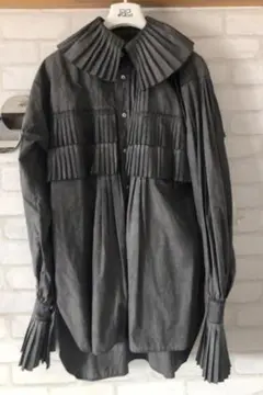 レア　黒染めリネンフリルシャツ　Wプリーツ