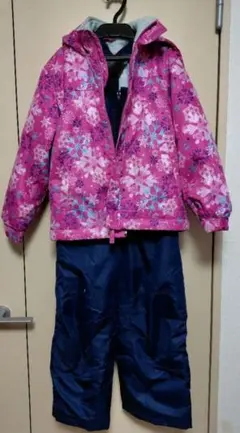 スキー スノボ ウエア 子ども用 防水花柄ジャケットとオーバーオールセット