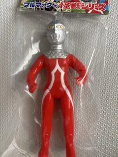 海洋堂 ウルトラセブン ソフトビニールモデル 塗装済みキット - メルカリ