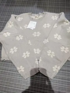 花柄ニットセーター グレー