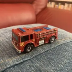 ホットウィール　香港製　アメリカン消防車　ファイヤー・イーター　1/64のサムネイル