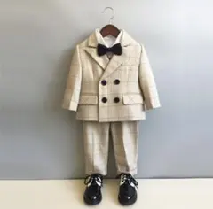 男の子　フォーマルスーツ 90cm