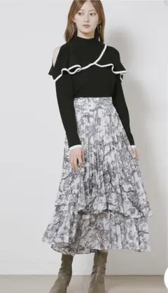 スナイデルロングスカート　マキシ丈　シフォンプリーツ　タグ付き　snidel