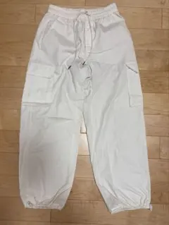 GU ズボン　カーゴパンツ