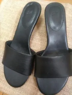 H&M　ヒールサンダルのサムネイル