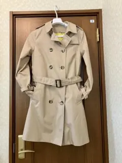 美品　ベージュ トレンチコート ダブルブレスト