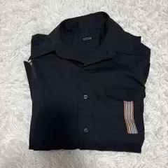 バーバリー　メンズ長袖シャツ　黒色　ポケット付き　ボタン付き