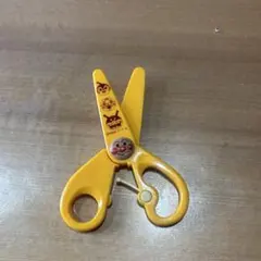 子供用ハサミのサムネイル
