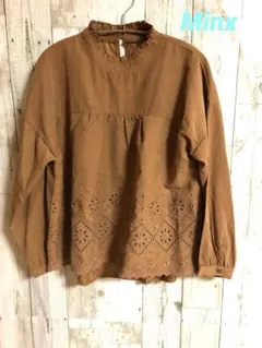 ミンクス プチスタンド刺繍レースブラウスMのサムネイル