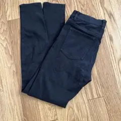 スキニーパンツ