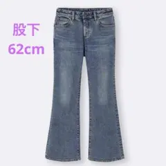 GU スリムフレアジーンズ Sサイズのサムネイル
