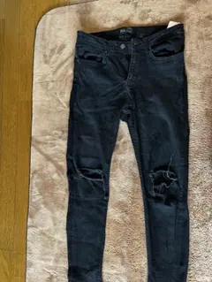 ZARA 黒ダメージスキニー　パンツ