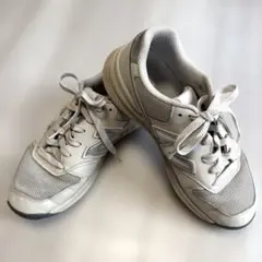 New Balance スニーカー シルバー　ゴルフシューズ　23.0cm