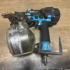 Makita AN932H 高圧90mmロール釘打機 動作品 - メルカリ