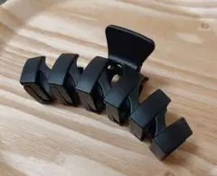 専用 アネモネ ヘアクリップ マットブラック、マットブラウン2点