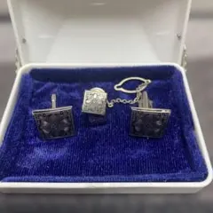 Item thumbnail for item ad54a205-7e4e-4c6f-8bcf-2e5bc00ecc6c