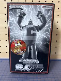 鉄腕アトム 地上最大のロボットフィギュア ブランドー 鉄腕アトム ブランドー 地上最大のロボット フィギュア 箱・パンフ付き