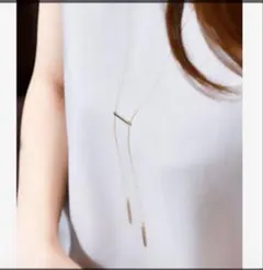 フィービー　Hラインバーロングネックレス