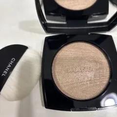 CHANEL POUDRE LUMIERE 10 アイヴォリー ゴールド
