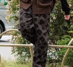 専用⭐️ニコアンド プリントコーデュロイパンツ　フラワー