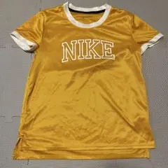 NIKE 半袖Tシャツ　5/9まで