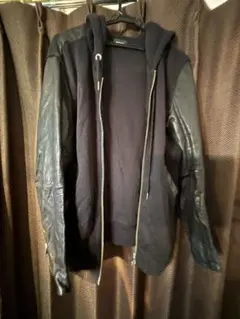 ディーゼル　ラムレザー切り替えジップパーカー