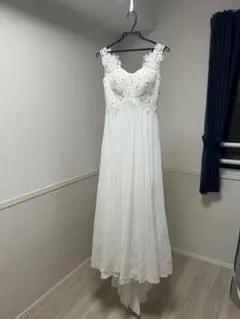 ホワイト Aライン ウェディングドレス