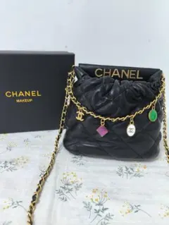 カラフルなデコレーションパーツ多数セット