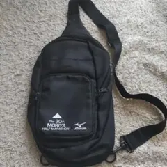 ウエストポーチ ボディバッグ