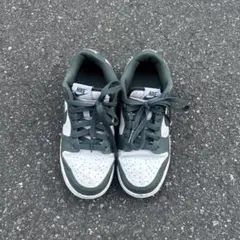 Nike dunk low レトログリーン スニーカー