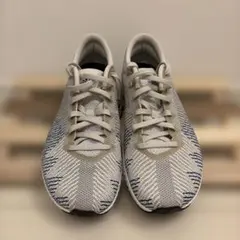 adidas Bounce+ ホワイト/グレー スニーカー - メルカリ