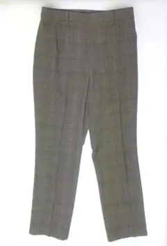 ユニクロ　スラックス　テーパードパンツ　ブラウン