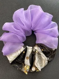 パープルオーガンジーカメリア柄シュシュ