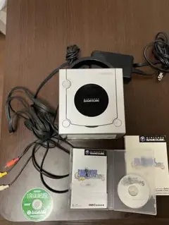 Nintendo GameCube ✨ソフト2本　メモリーカード付　ジャンク扱い