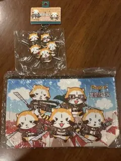 ラスカル×進撃の巨人　ポーチ、アクリルキーホルダー