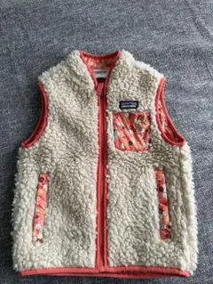 patagonia フリースダウンベスト 3T クリーム・ピンク