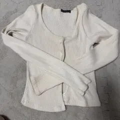 Brandy Melville リブニットカーディガン ホワイトのサムネイル