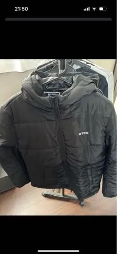 フード付きダウンジャケット ダウンジャケット