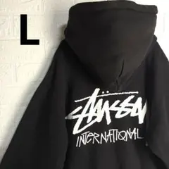 【バックプリント】 STUSSY ブラック フーディ パーカー ヘビーウエイト